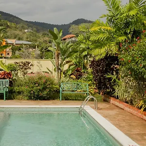 3* Bed and breakfast Heritage Trinidad